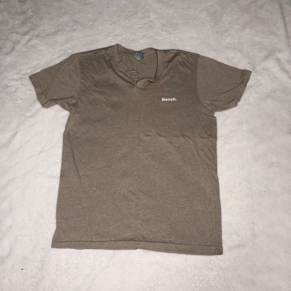 2/$15 bench T-shirt